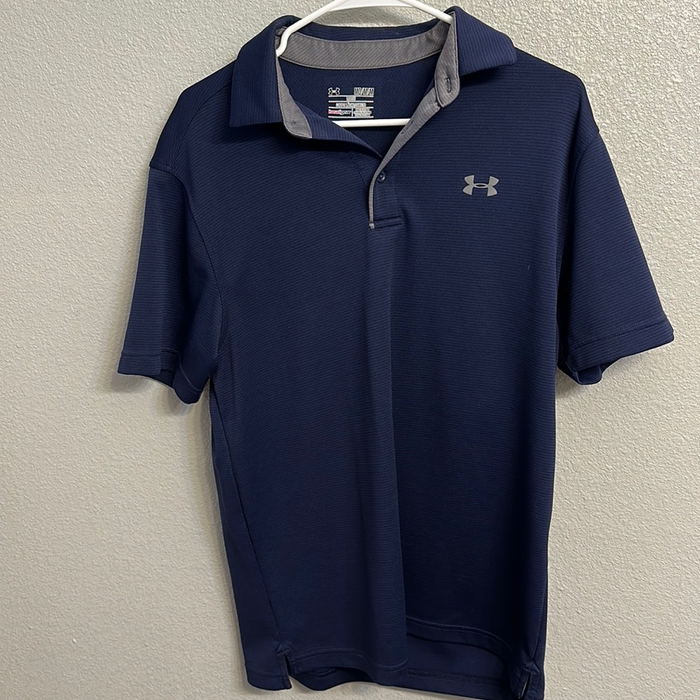 Men’s Medium Under Armour Polo